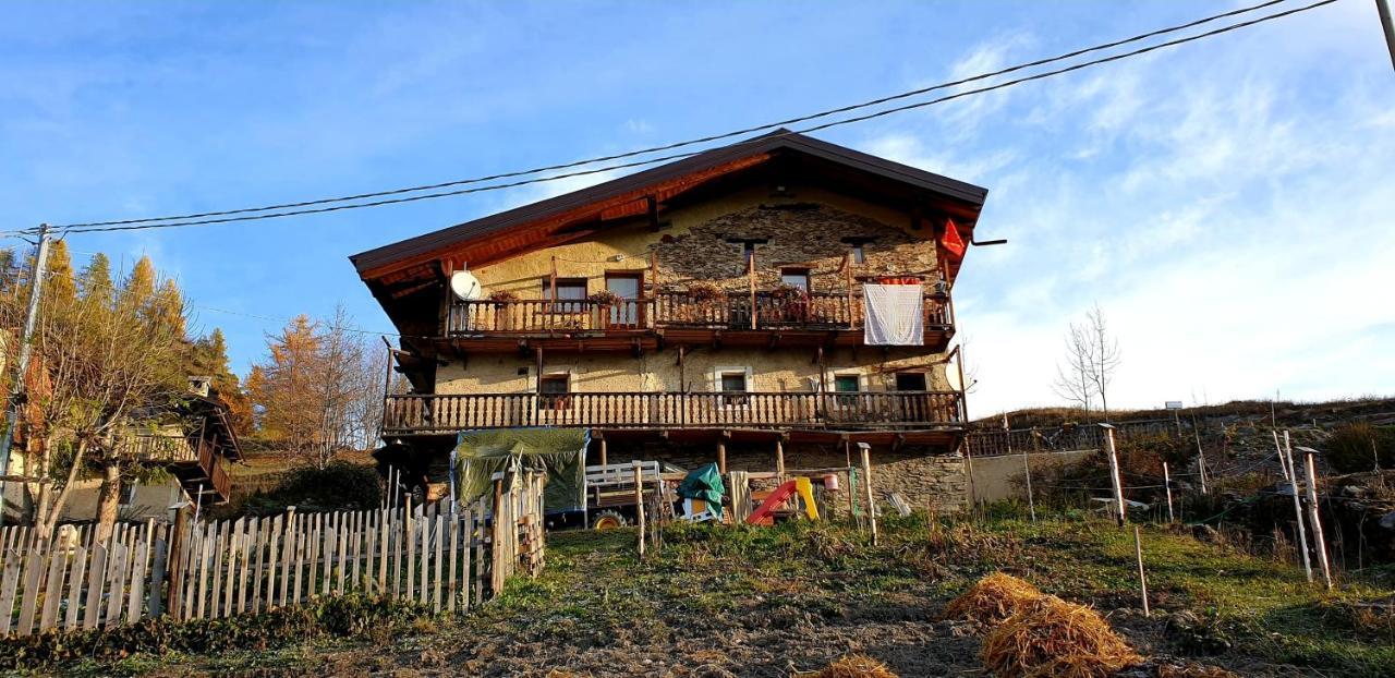 Agri-B&B Lou Col Canosio Exteriör bild