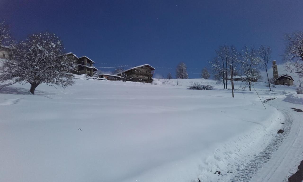 Agri-B&B Lou Col Canosio Exteriör bild