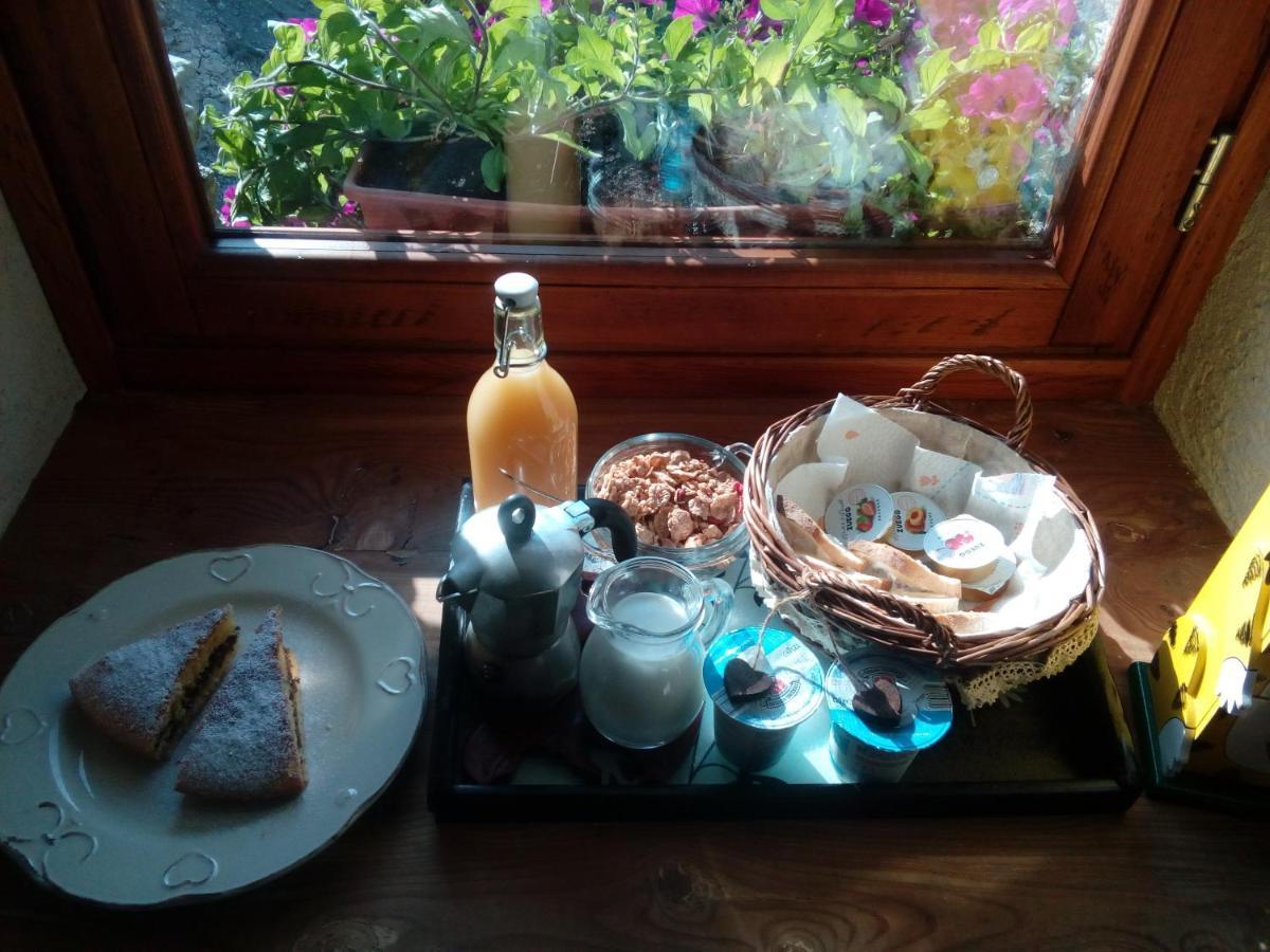 Agri-B&B Lou Col Canosio Exteriör bild