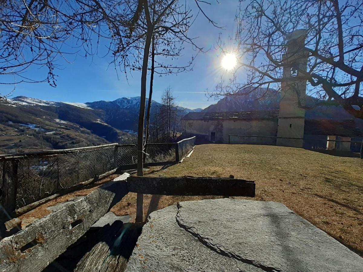 Agri-B&B Lou Col Canosio Exteriör bild