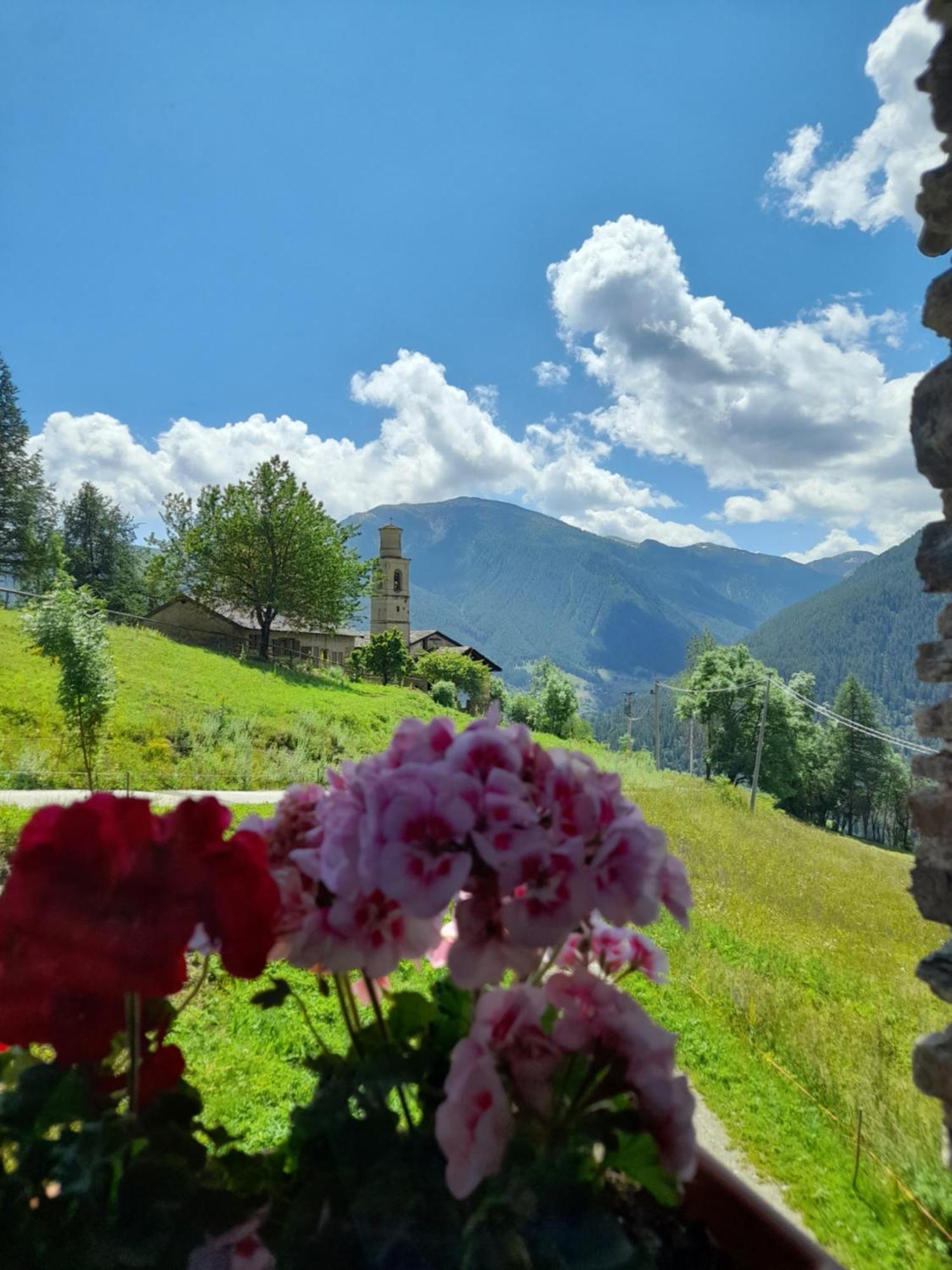 Agri-B&B Lou Col Canosio Exteriör bild